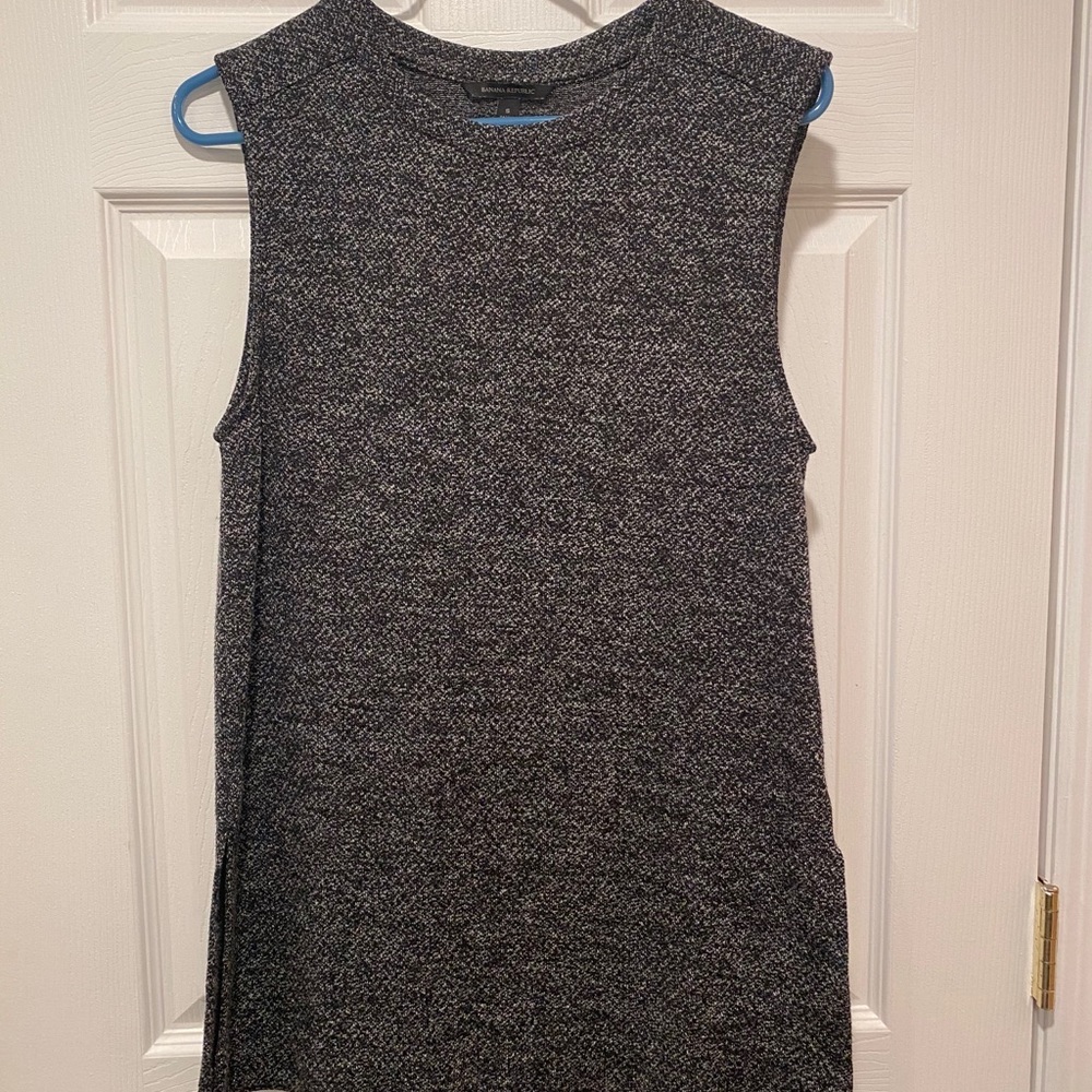 Banana Republic Knit Sleeveless Top